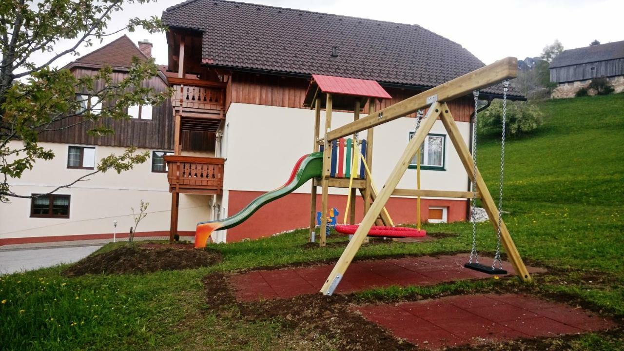 Ferienhof Gindl Und Gaestehaus Gindl Tauplitz Zewnętrze zdjęcie